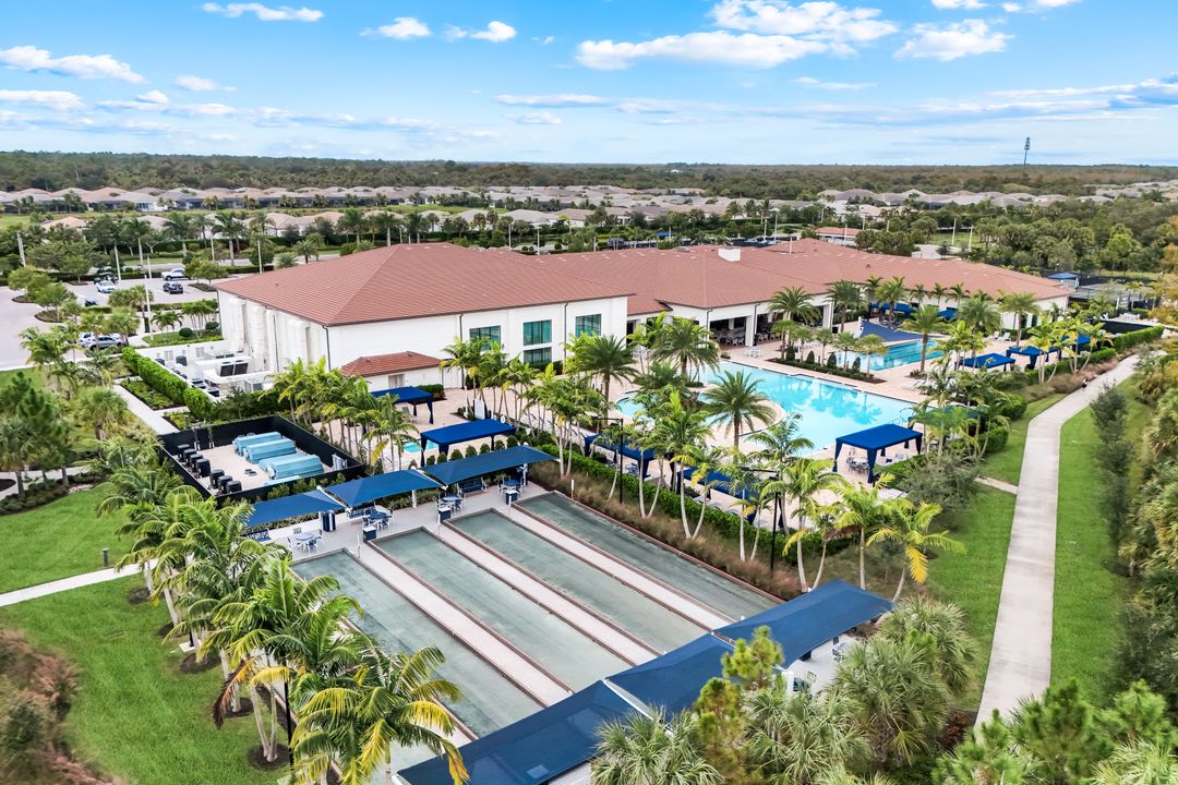 12033 Azalea Wy, Naples, FL 34120