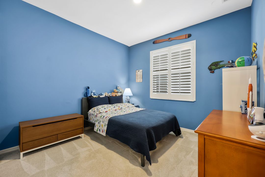 8301 Laurel Lakes Way, Naples, FL 34119