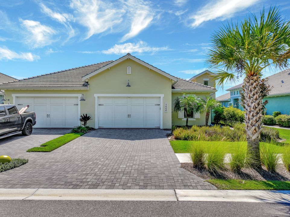 5666 Elbow Ave, Naples, FL 34113