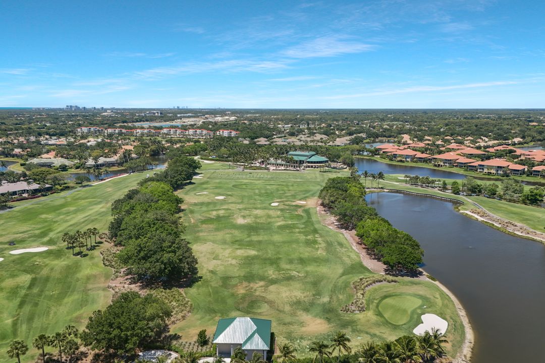 1855 Les Chateaux Blvd #201, Naples, FL 34109