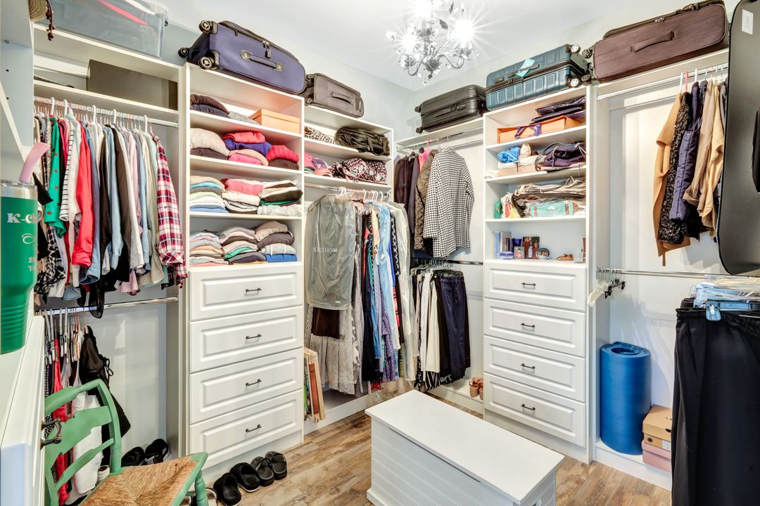 5288 Sand Dollar Ln, Naples, FL 34103