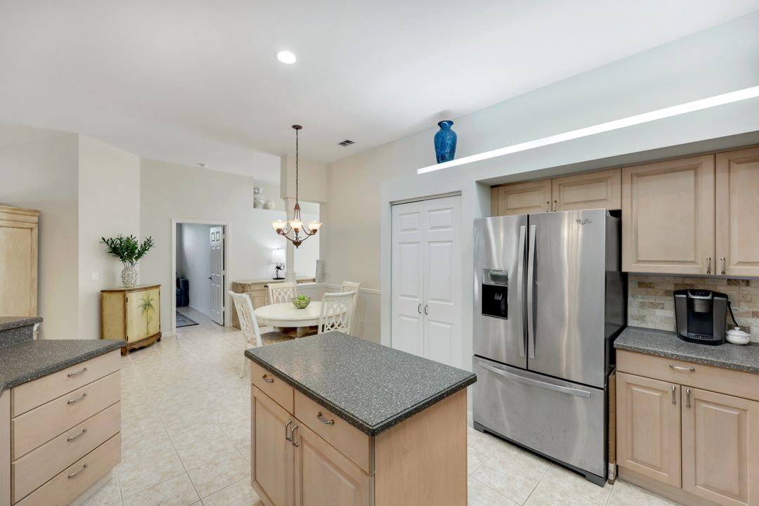 28301 Amalfi Coast Rd, Bonita Springs, FL 34135