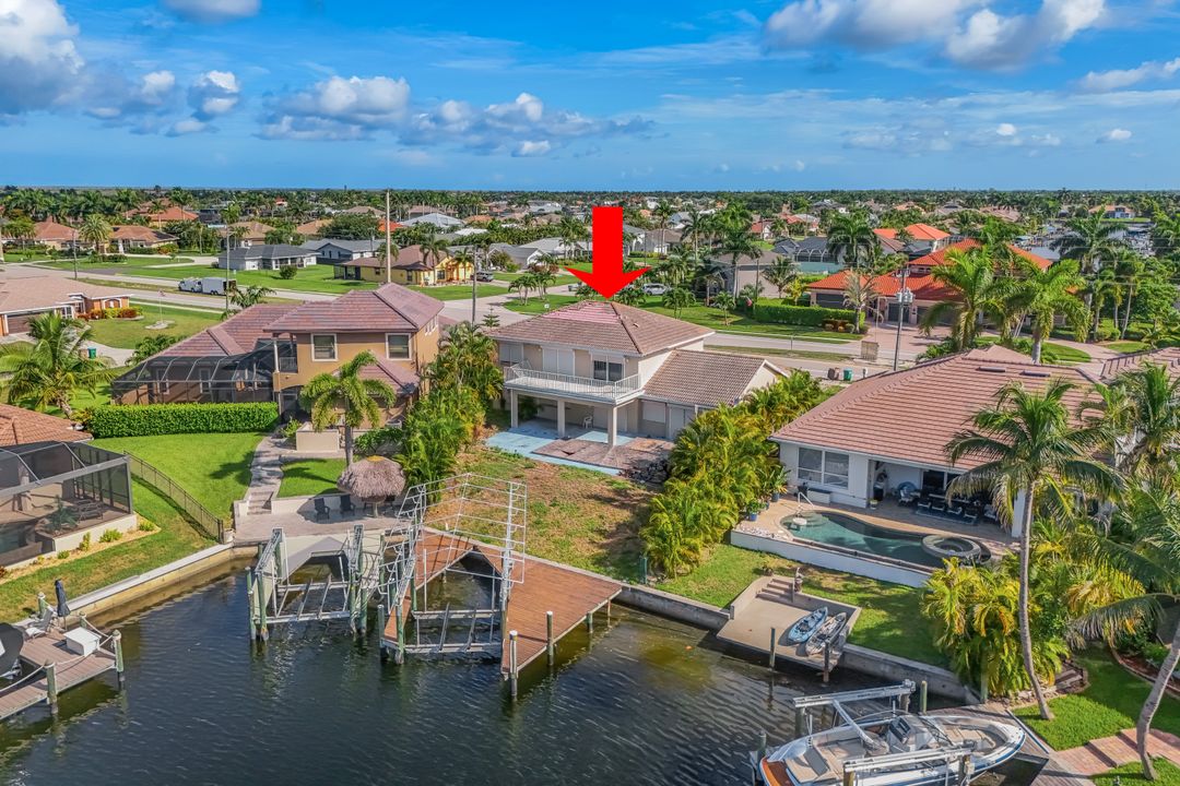 2502 Cape Coral Pkwy W, Cape Coral, FL 33914