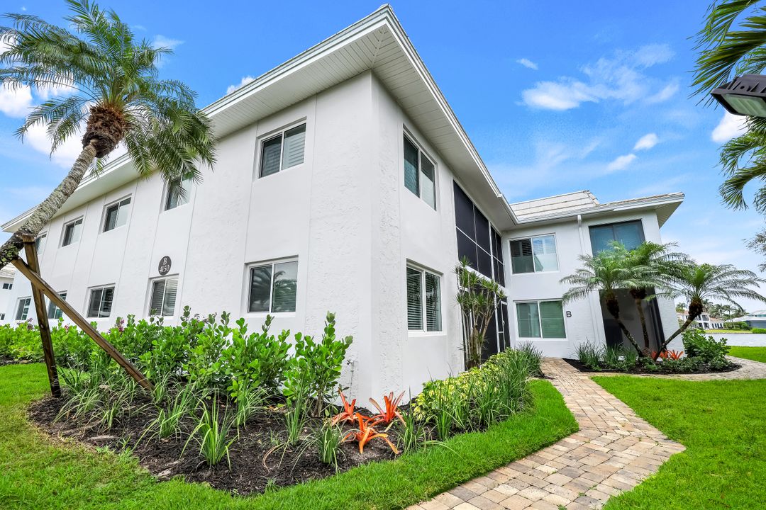 4150 Crayton Rd #B2, Naples, FL 34103