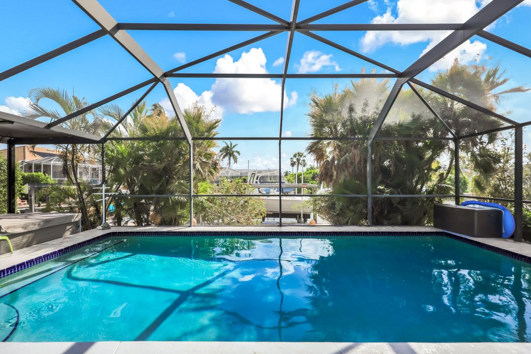 785 Willow Ct, Marco Island, FL 34145