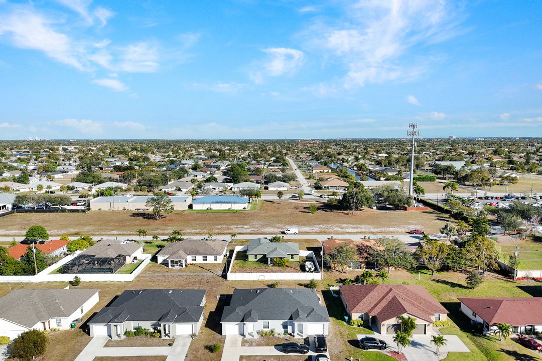 3821 SW 8th Ct, Cape Coral, FL 33914