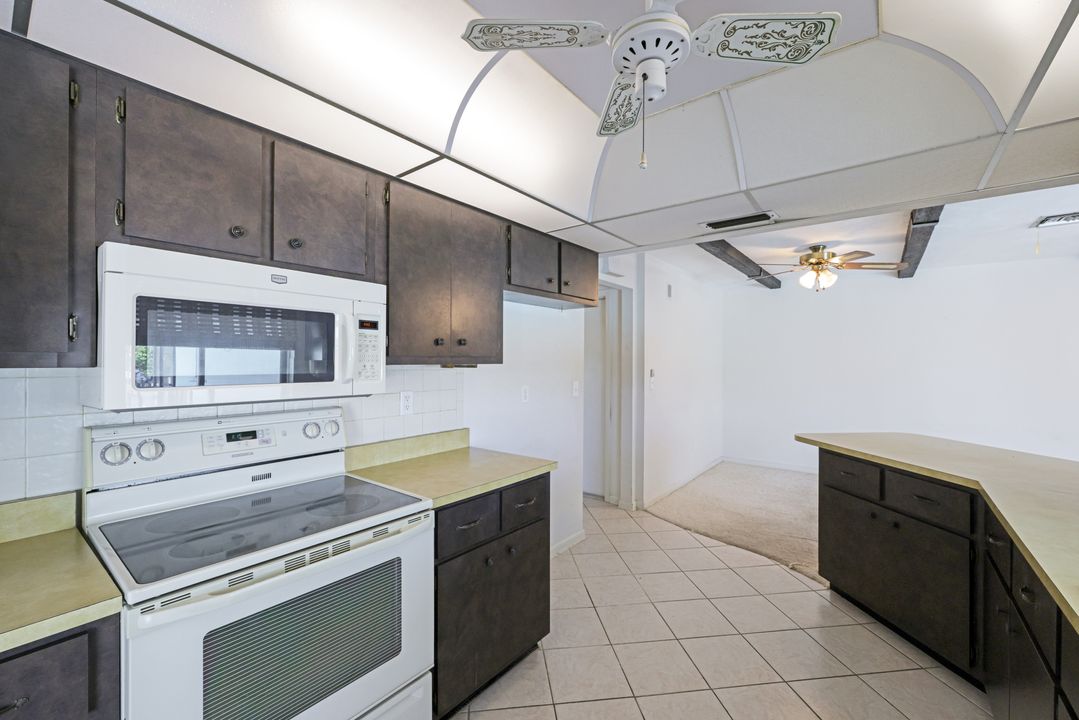 1741 SE 29th Ln, Cape Coral, FL 33904