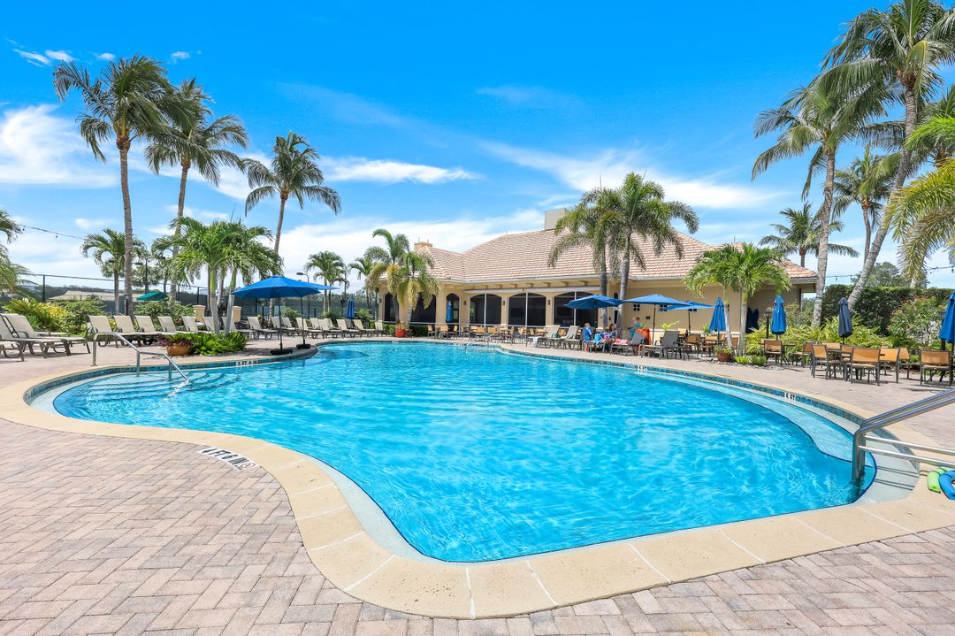 13201 Sherburne Cir #102, Bonita Springs, FL 34135