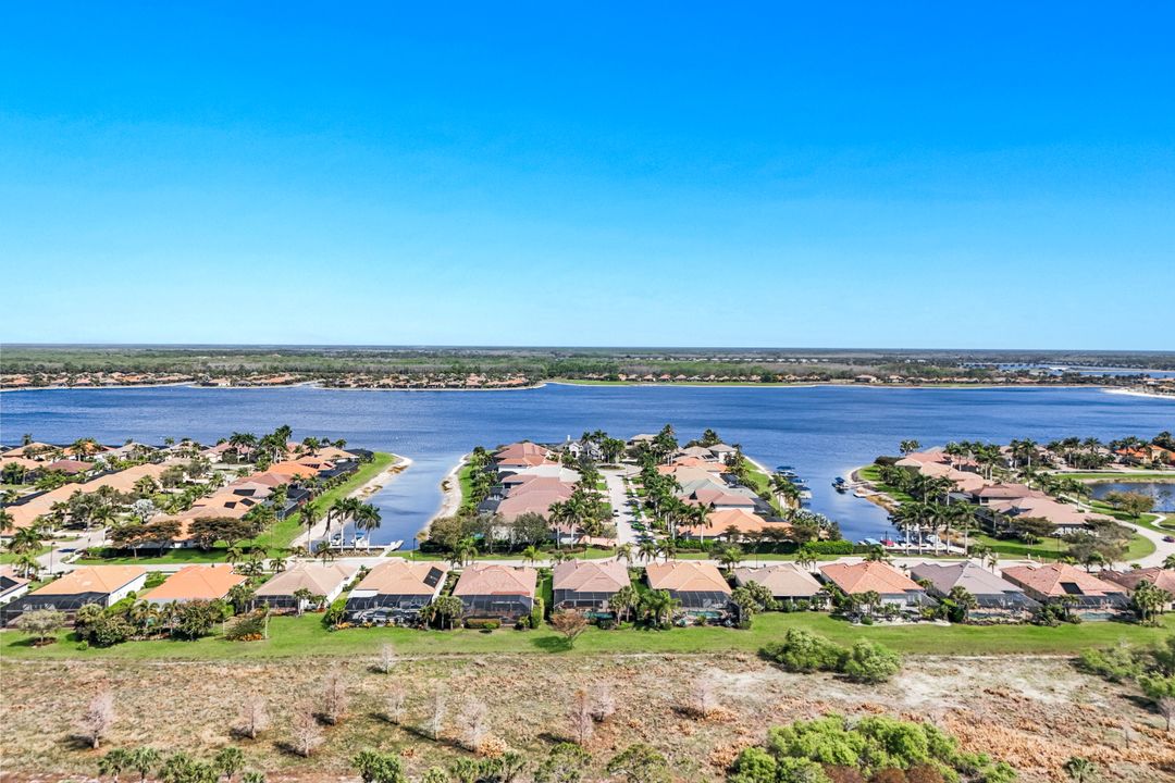 9327 Marble Stone Dr, Naples, FL 34120