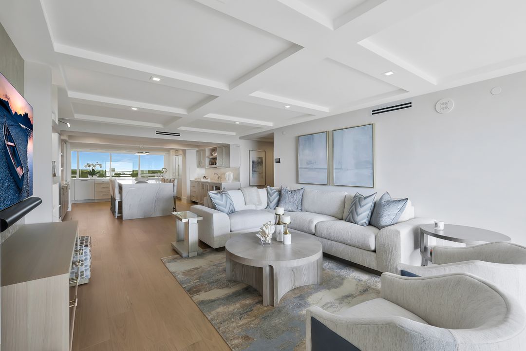 6825 Grenadier Blvd #1103, Naples, FL 34108