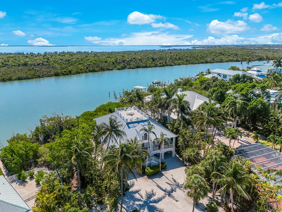 16211 Captiva Dr, Captiva, FL 33924
