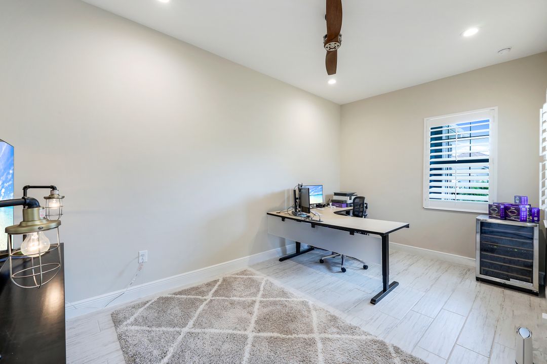 13749 Woodhaven Cir, Fort Myers, FL 33905