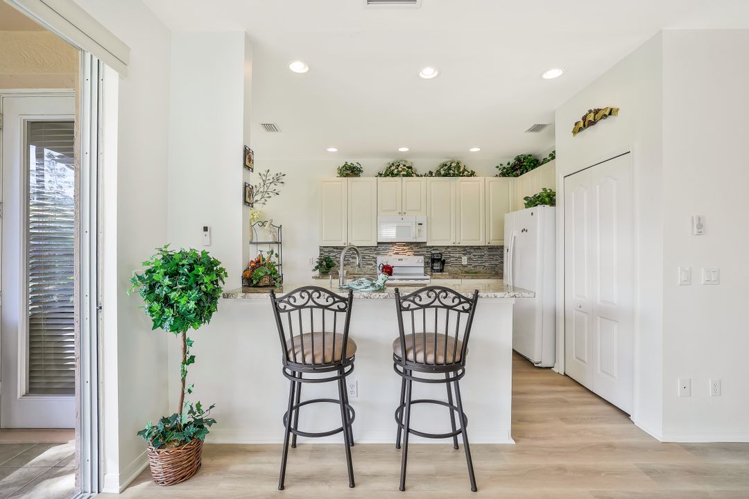 9040 Palmas Grandes Blvd #101, Bonita Springs, FL 34135