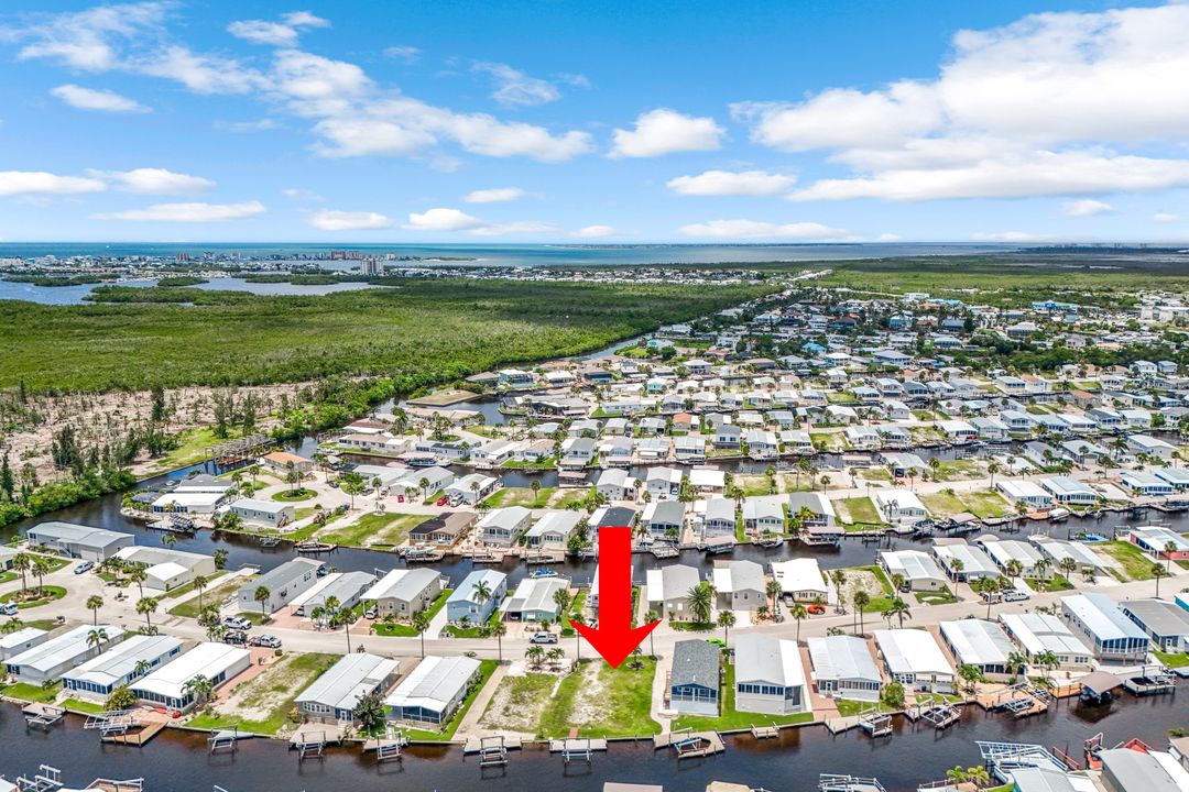 17841 Peppard Dr, Fort Myers Beach, FL 33931