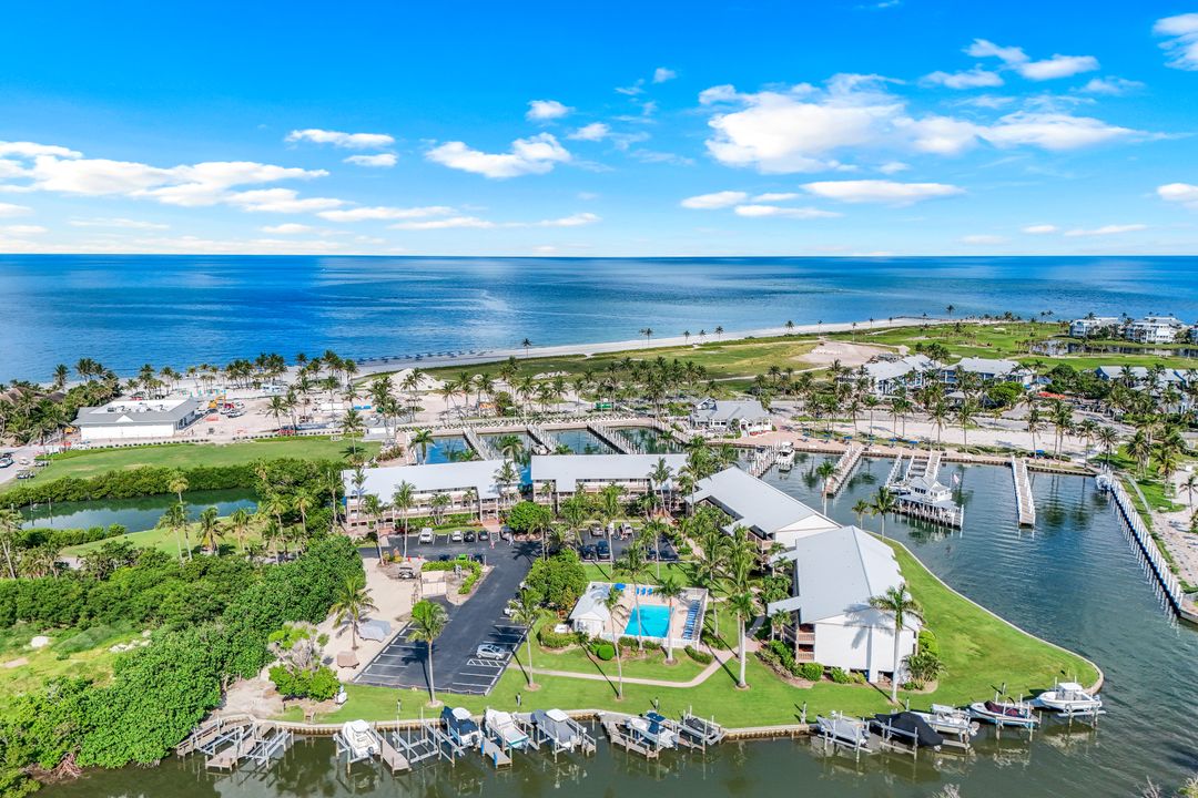 5400 Plantation Rd #Marina Villa 705, Captiva, FL 33924