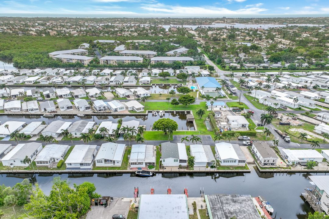 2848 Arbutus St #D1, Naples, FL 34112