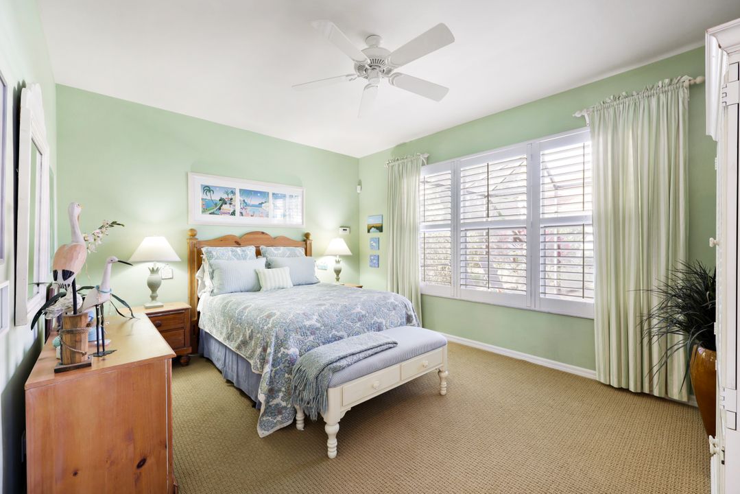 8895 Ventura Way, Naples, FL 34109