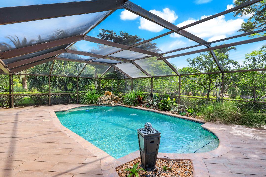 12305 Avida Ln, Bonita Springs, FL 34135