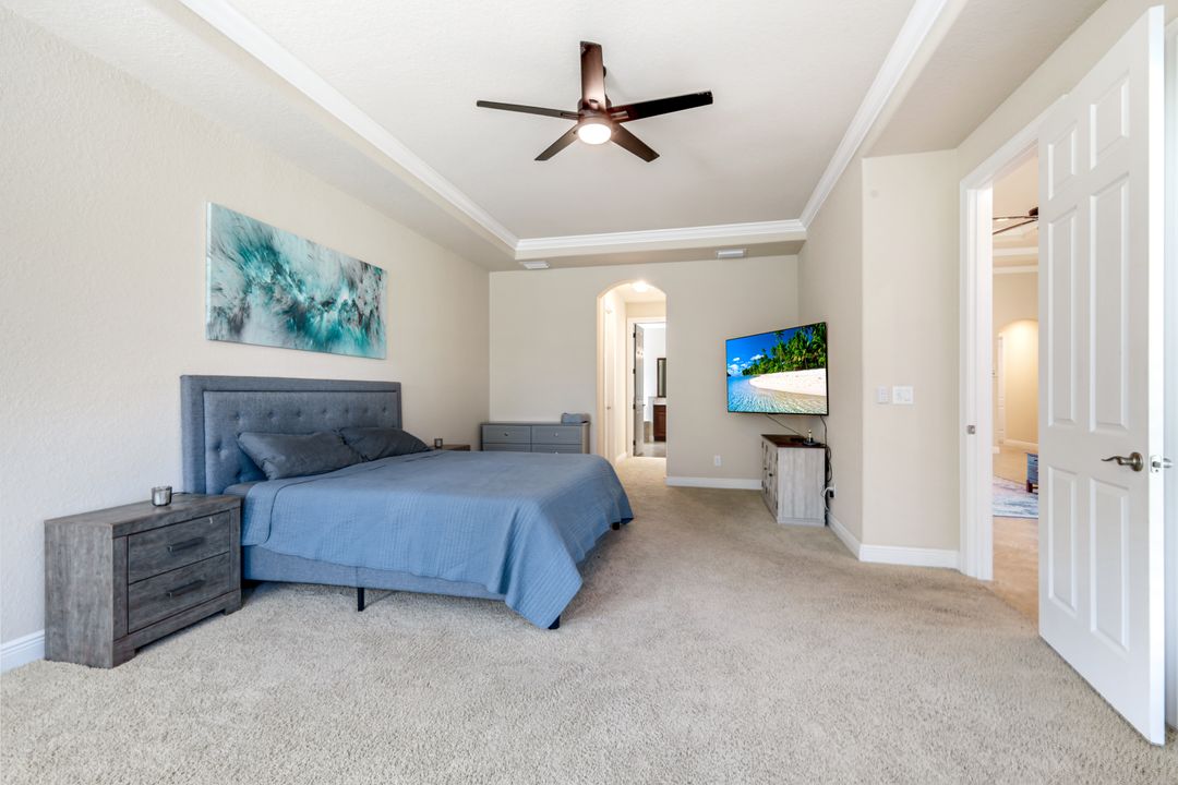 19513 Caladesi Dr, Fort Myers, FL 33967