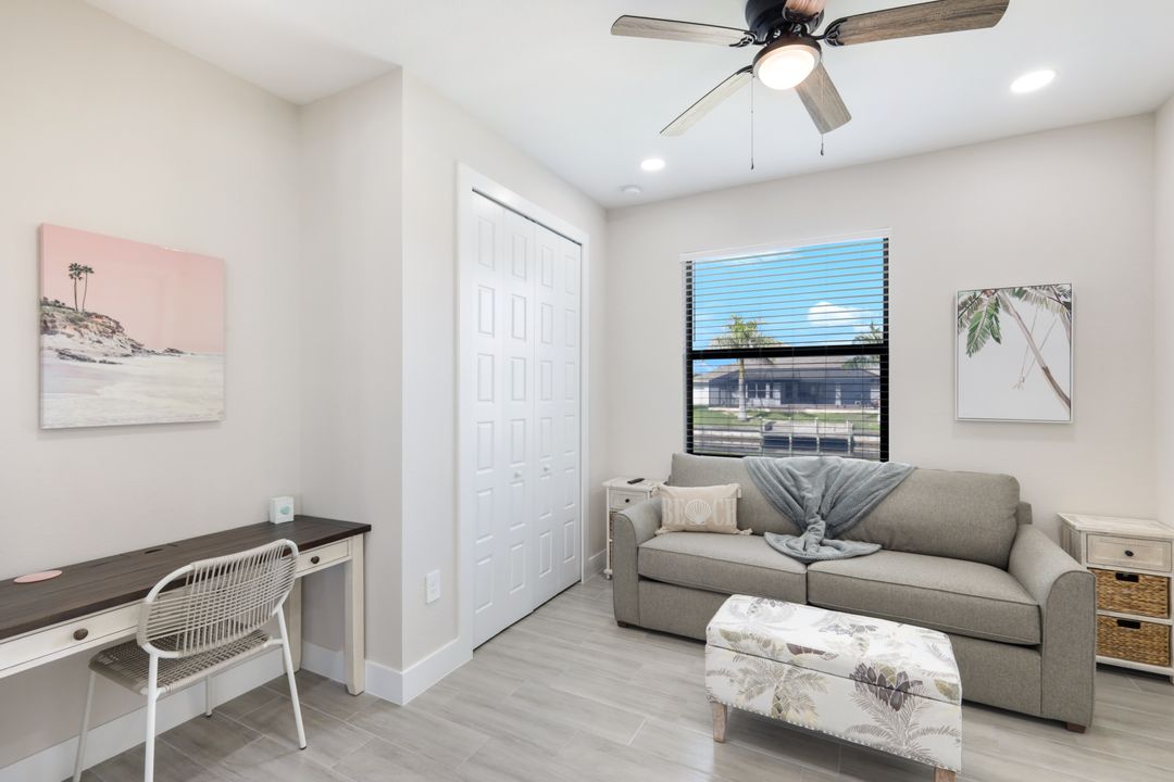 2305 SW 32nd St, Cape Coral, FL 33914