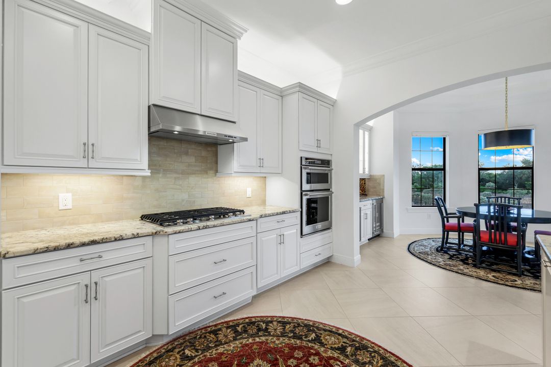 16452 Carrara Way #301, Naples, FL 34110