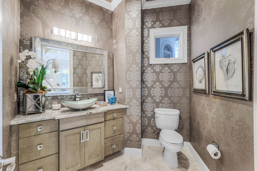 12338 Collier's Reserve Dr, Naples, FL 34110