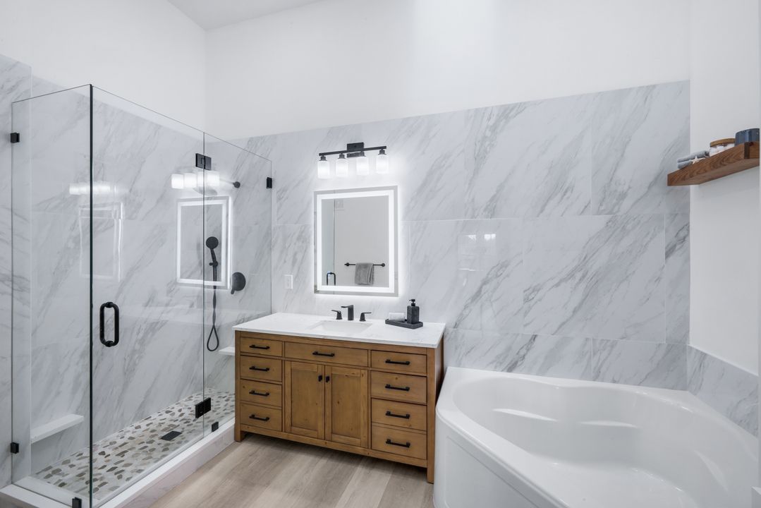 6125 Reserve Cir #1903, Naples, FL 34119