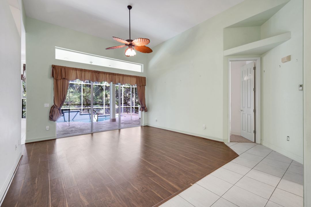 28476 Del Lago Way, Bonita Springs, FL 34135
