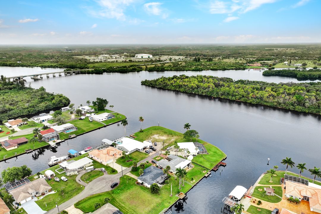 2197 Havana Ave, Fort Myers, FL 33905