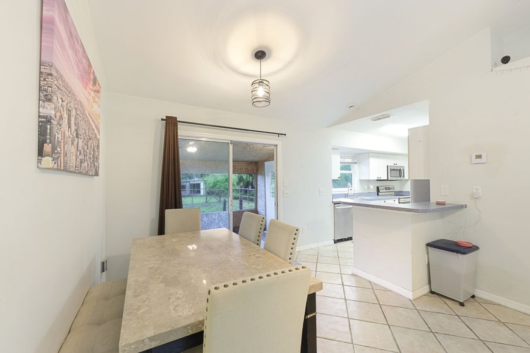 4195 2nd Ave NE, Naples, FL 34120