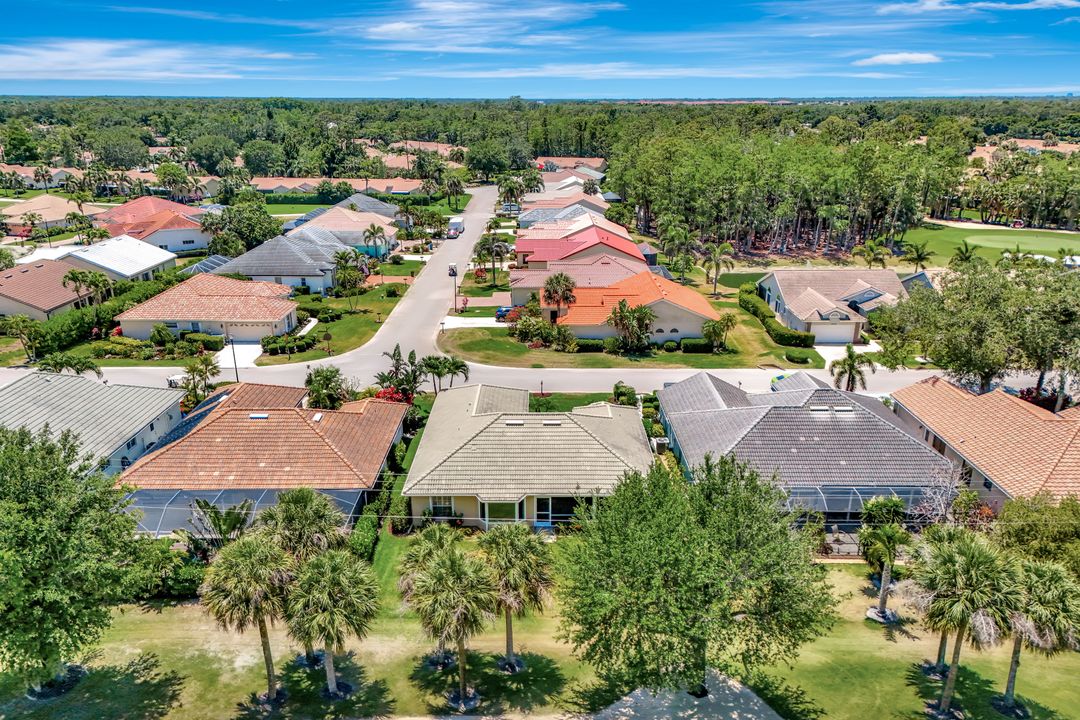 12637 Hunters Ridge Dr, Bonita Springs, FL 34135