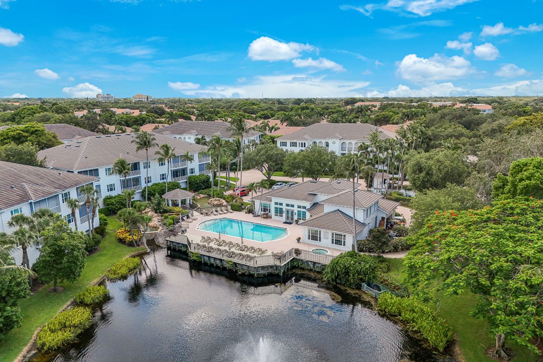 831 Sailaway Ln #202, Naples, FL 34108