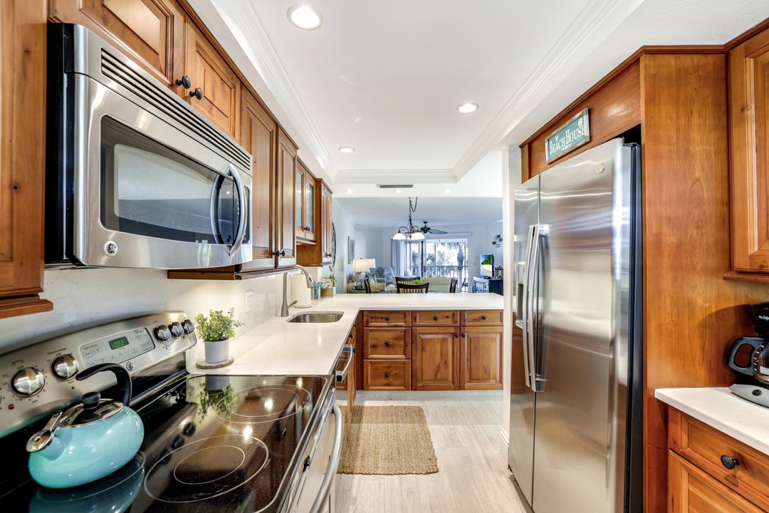 270 N Collier Blvd #304, Marco Island, FL 34145