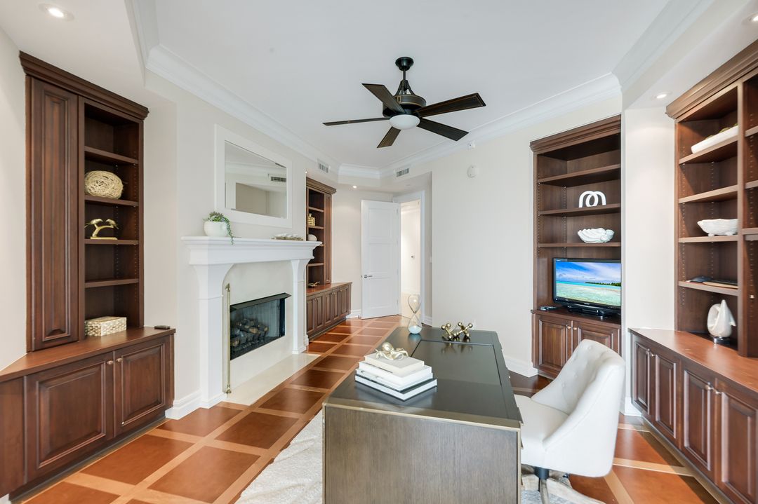 4101 Gulf Shore Blvd N #17N, Naples, FL 34103
