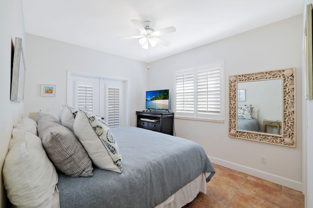 1174 Shenandoah Ct, Marco Island, FL 34145