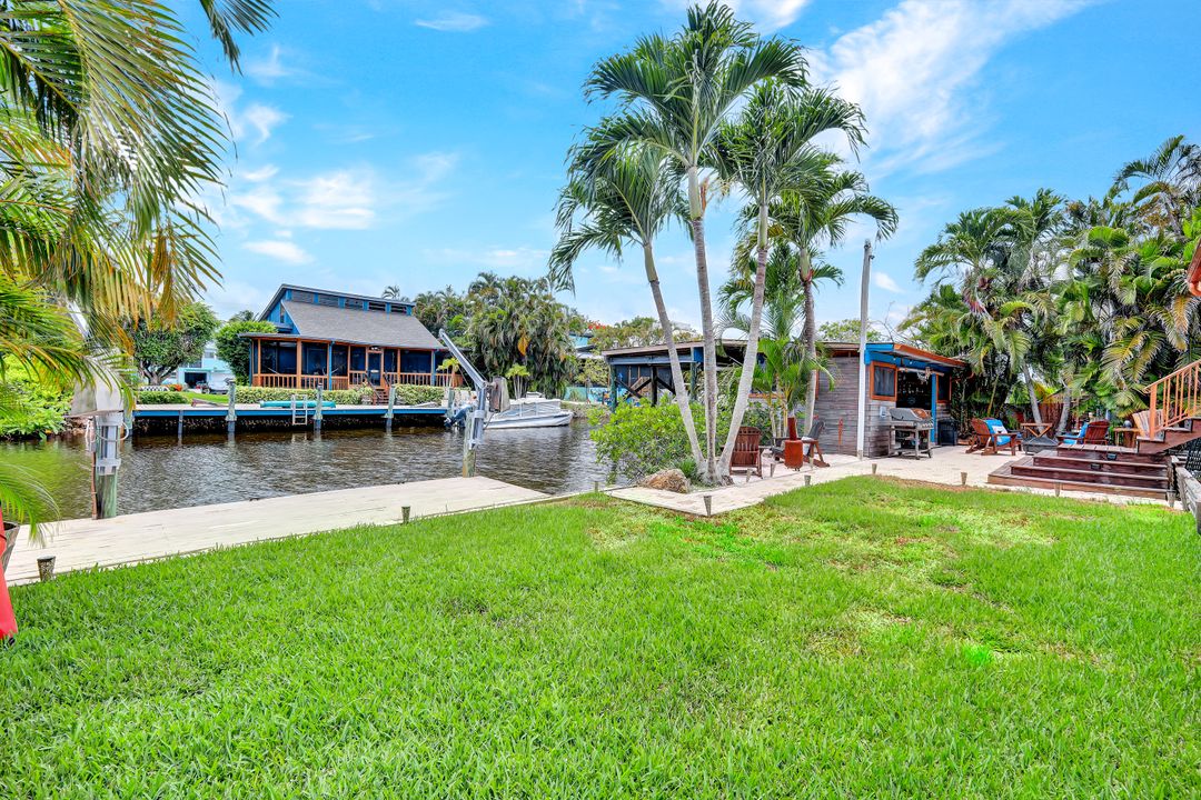 1600 Port Ave, Naples, FL 34104