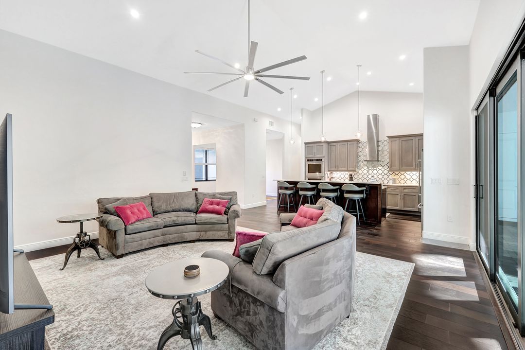 25526 Busy Bee Dr, Bonita Springs, FL 34135