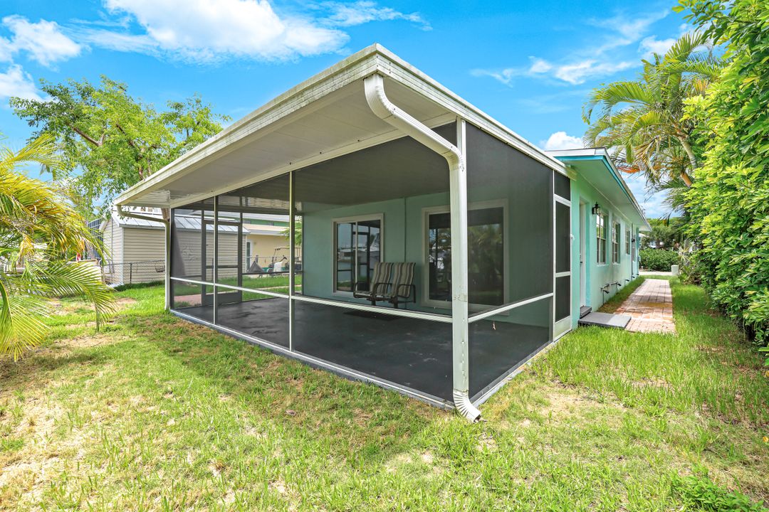 527 Goodland Dr, Marco Island, FL 34145