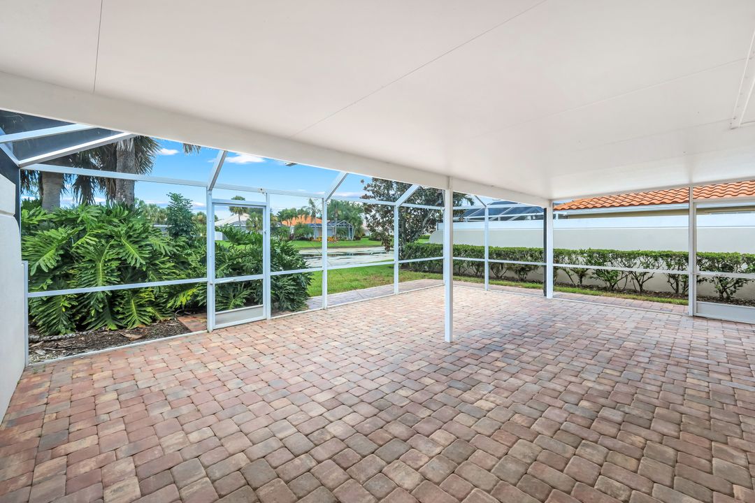 3093 Futuna Ln, Naples, FL 34119