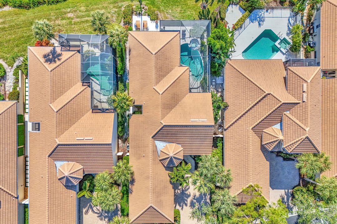 3671 Olde Cottage Ln, Bonita Springs, FL 34134