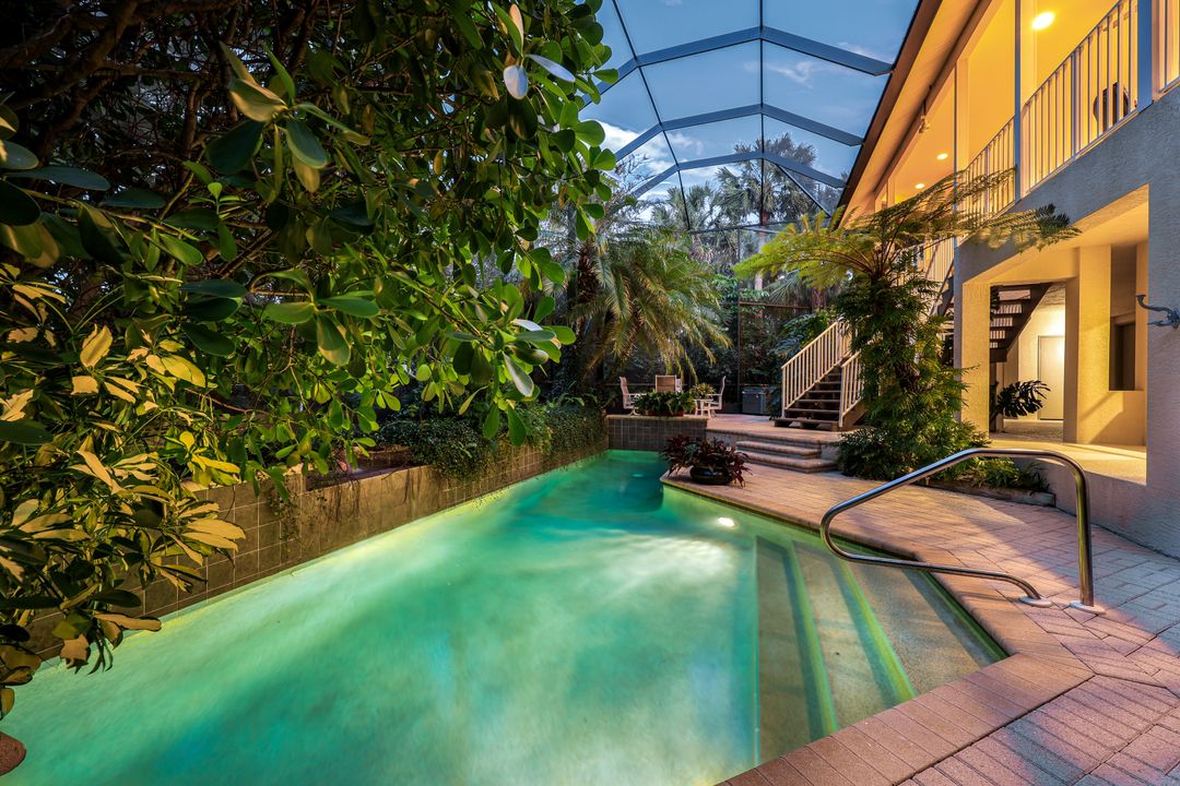 9976 Puopolo Ln, Bonita Springs, FL 34135