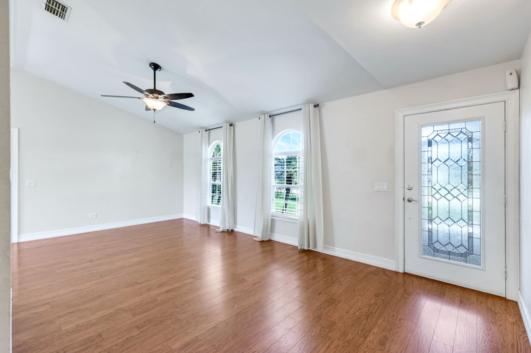7576 Captiva Blvd, Fort Myers, FL 33967