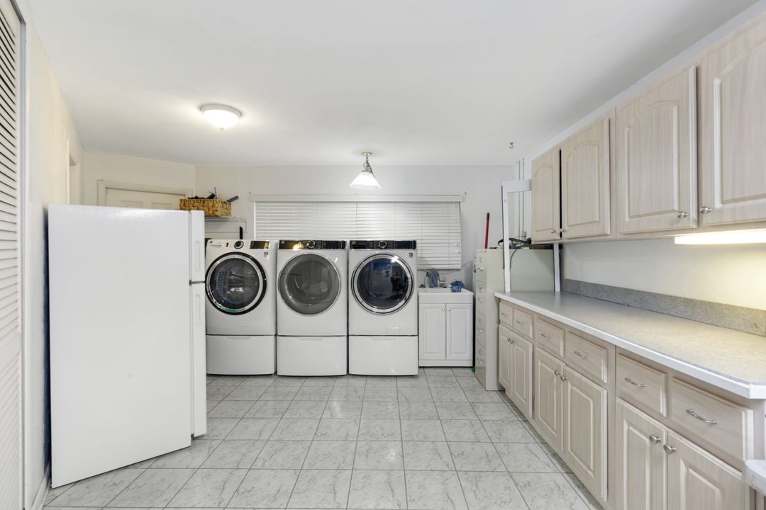 5237 Del Prado Blvd S, Cape Coral, FL 33904