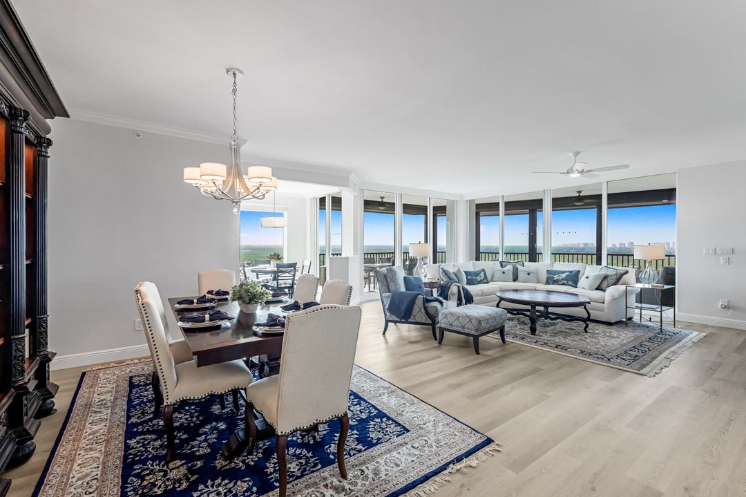 425 Cove Tower Dr  #1501, Naples, FL 34110