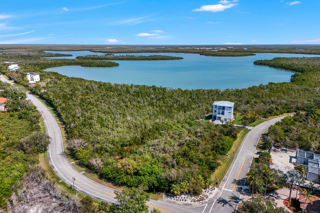 1065 Blue Hill Creek Dr, Marco Island, FL 34145