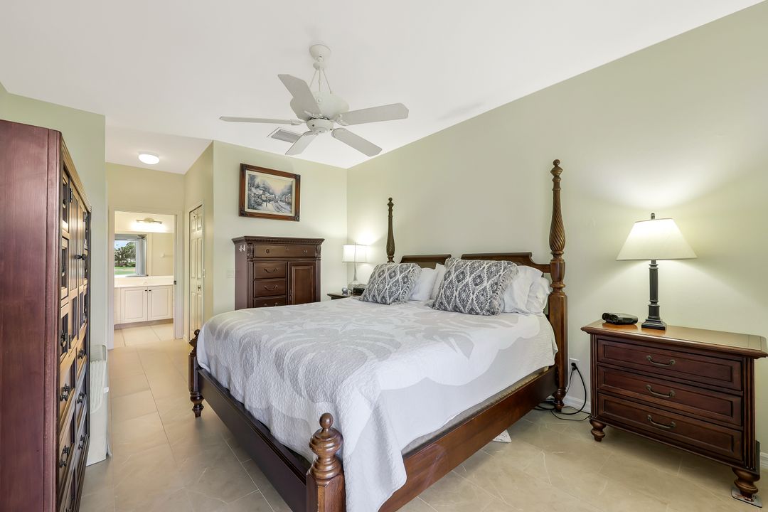 5877 3 Iron Dr #702, Naples, FL 34110