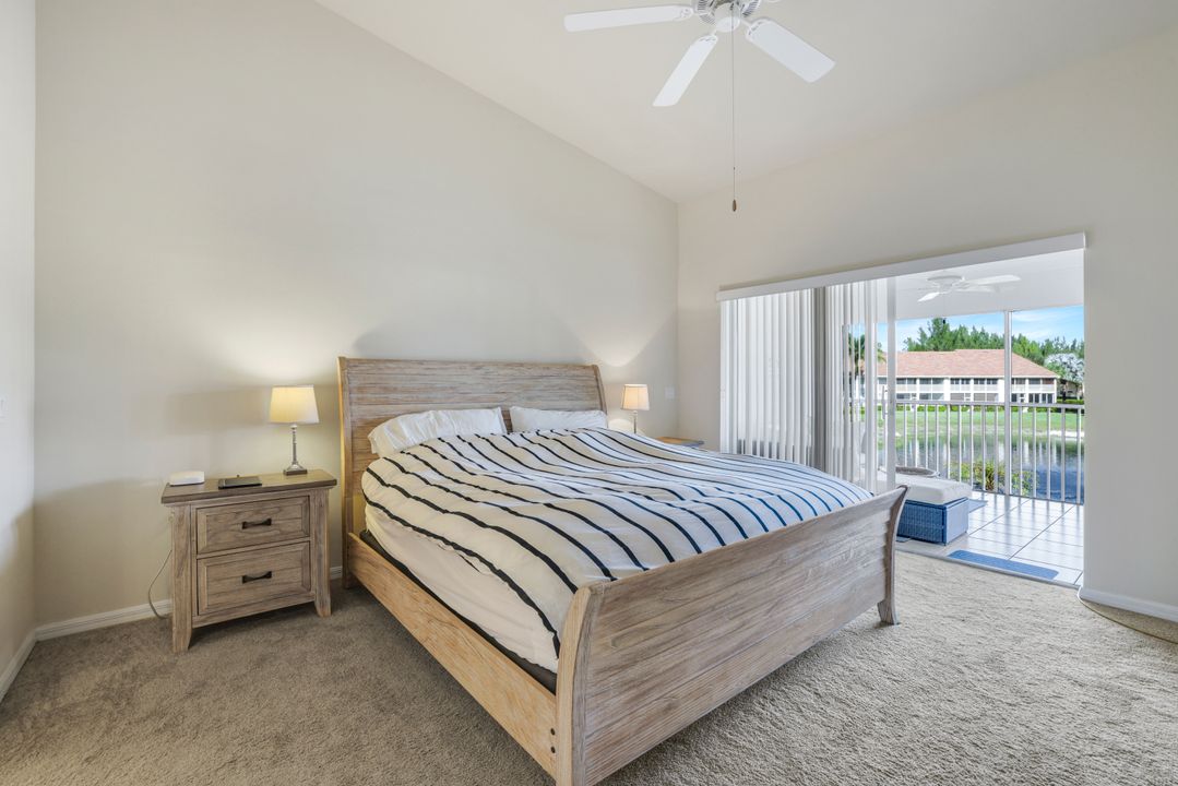 2373 Hidden Lake Ct #10, Naples, FL 34112