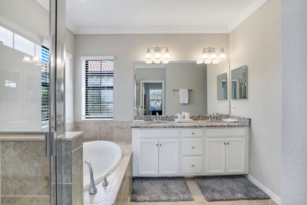 1141 Antaras Ct N, Naples, FL 34113