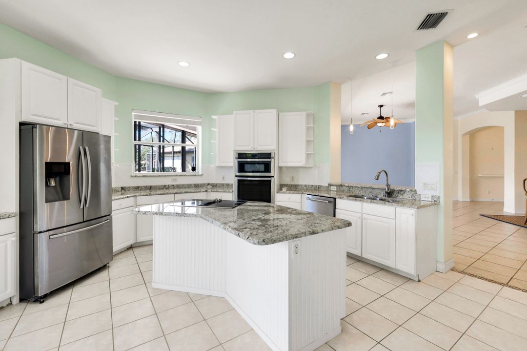 12570 Walden Run Dr, Fort Myers, FL 33913