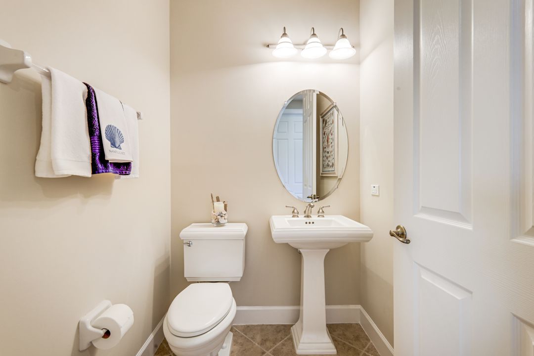 9217 Quartz Ln #102, Naples, FL 34120